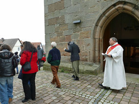 Karfreitagsliturgie und Karfreitagsprozession in Naumburg (© Karl-Franz Thiede)